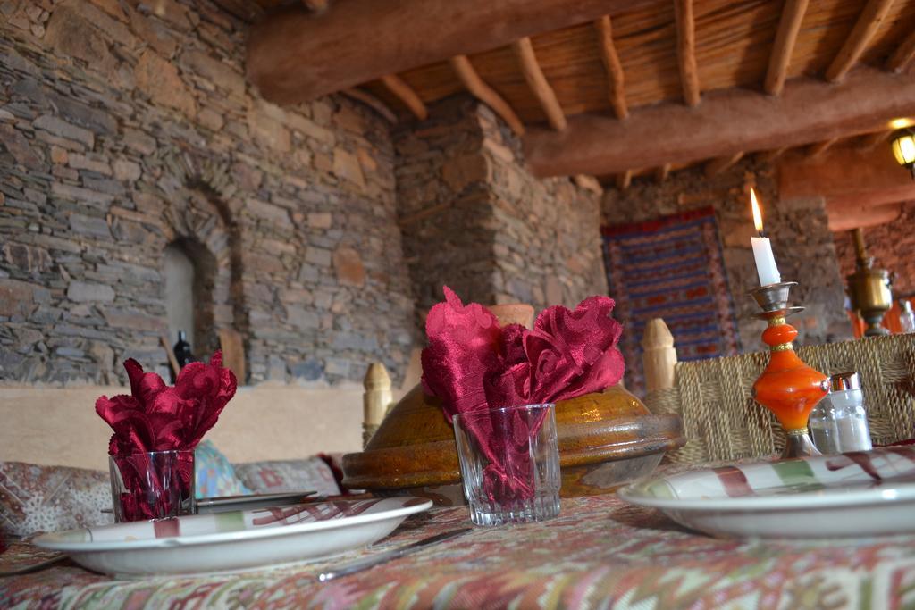 Hotel Tizourgane Kasbah Tiguissas Esterno foto